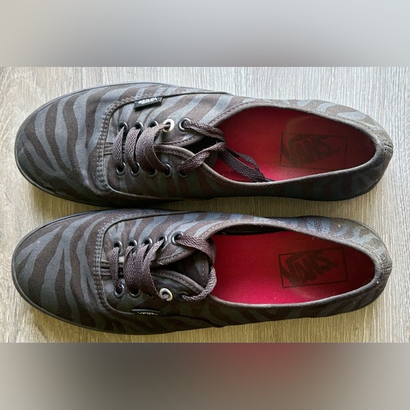 VANS Old Skool Low Top Black Zebra Print Sneakers Men’s 8.5 Women’s 10 - Picture 6 of 7